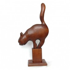 51039К Скульптура "Кот на охоте" (коричневый)
