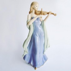 Статуэтка фарфор Девушка со скрипкой Н-49-79